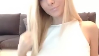 Cute Russian Girl Anal Webcam