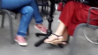 Teen Sexy Long Feets Hot Toes In Sandals