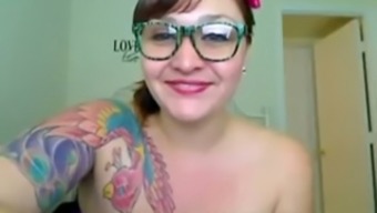 Tattooed Bbw Hottie Teasing Me On Webcam Playing With Big Dildo
