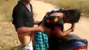Desi Bitch Having Quickie By The Road While Friend