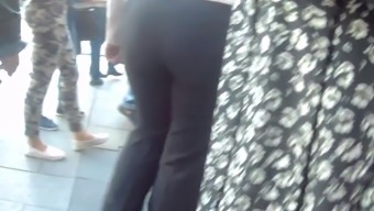 Mature Ass In Pants Milfs