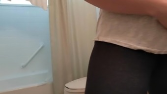 Wife Pushing On The Toilet, Unaware, Hidden Cam