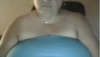Hot Mature Mommy Showing Her Delicious Tits On Cam