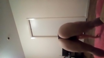 Sexy Blonde  Nice Tits. Sexy Butt