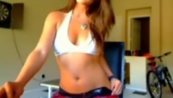 Hot Schoolgirl Webcam Tease