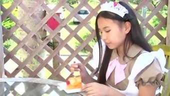 Japanese Juniou Idol Ami Eating Jelly