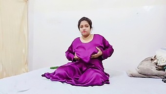 Sadia150 – Masturbation In Silk Dress