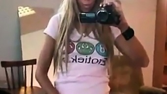 Girl With Video Camera Play Her Pussy