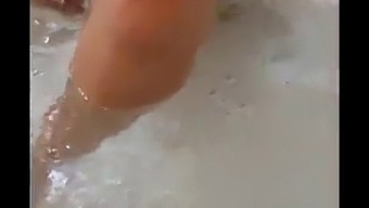 Friend'S Cousin Touching Herself In The Hydro - She Loves To Touch Her Wet Pussy While Her Father Is Not In Home