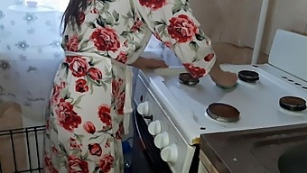 Fucking A Housemaid In The Kitchen While My Husband Was Resting