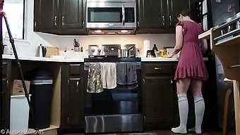 Making Peanut Butter Candy. Behinds The Scene Join My Faphouse For More Yoga Nude Yoga Behind The Scenes & Spicy Stuff