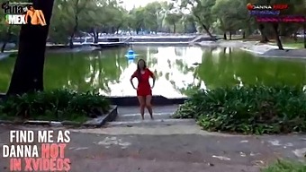 The Latin Whore Danna Hot Nude In Public And Sucking A Stranger'S Cock In Chapultepec