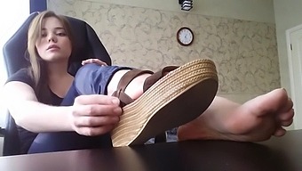 Sexy Foot Tease And Worship