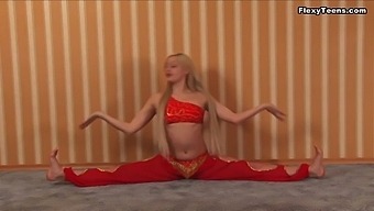 Amazing Flexible Russian Teen Irina Pisulkina
