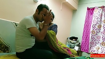 Индийская Жена Жестко Трахается И Глотает Сперму В Видео Высокого Разрешения.