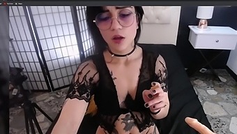 Petite Goth With Small Breasts Masturbates On Webcam