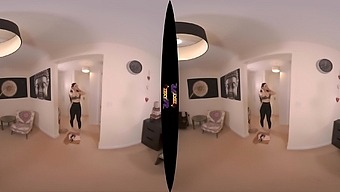 Wear This: Zexy Vr'S Solo Female Striptease