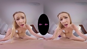 Blondes And Blowjobs: Alexis Crystal In Pov