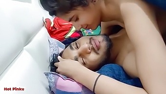 18+ Girl Masturbates And Gets Her Ass Licked In This Indian Porn Video