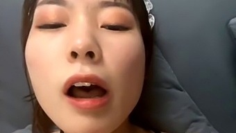 Asian Babe'S Solo Show Includes Masturbation And Peeing