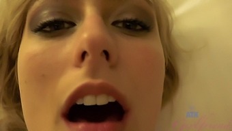 Blonde Girlfriend'S Oral And Riding Skills In Hd Pov
