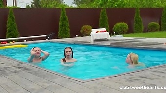 Teen Lesbians Indulge In Pussy Licking And Finger Fucking By The Pool